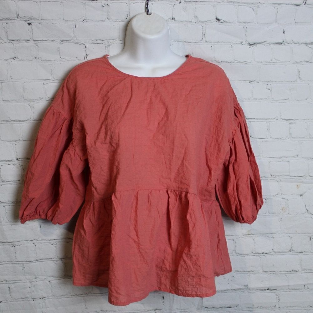 Women's Puff Sleeve Ruffle Top Medium‎
